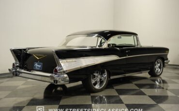Unknown-Bel-air-1957-Onyx-Black-Black-20