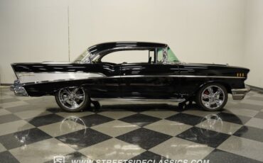 Unknown-Bel-air-1957-Onyx-Black-Black-21