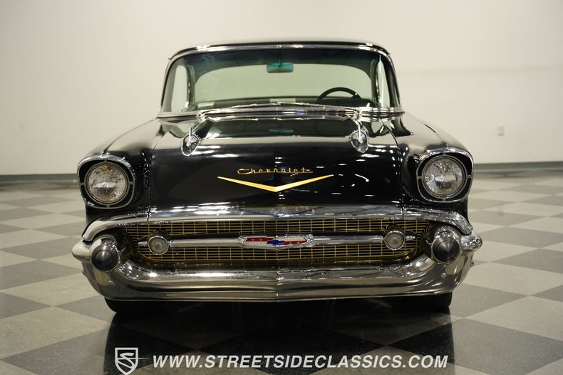 Unknown-Bel-air-1957-Onyx-Black-Black-22