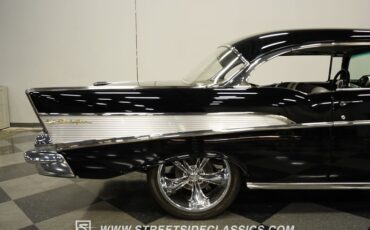 Unknown-Bel-air-1957-Onyx-Black-Black-28