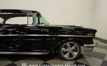 Unknown-Bel-air-1957-Onyx-Black-Black-29