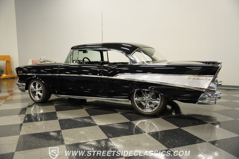 Unknown-Bel-air-1957-Onyx-Black-Black-38