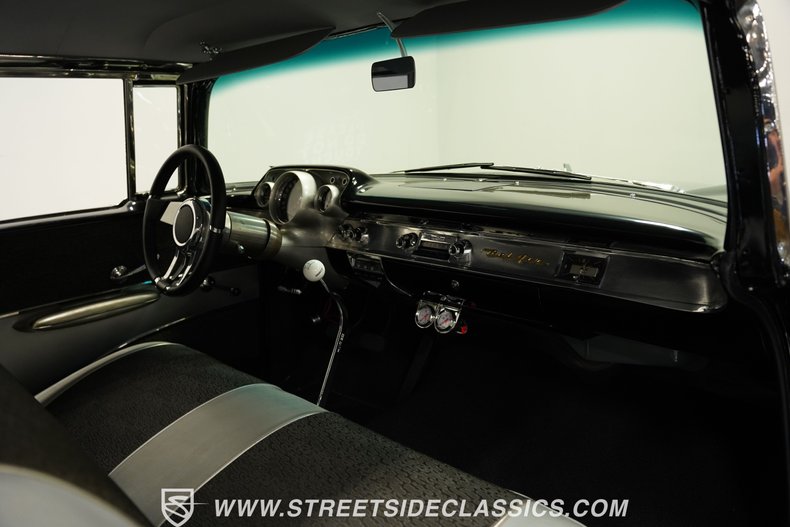 Unknown-Bel-air-1957-Onyx-Black-Black-49