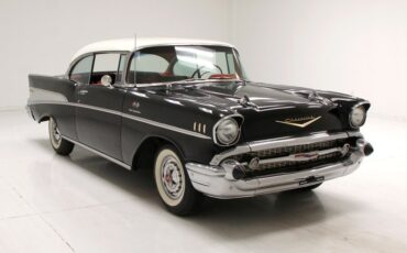 Unknown-Bel-air-1957-Onyx-Black-Red-10