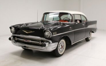 Unknown-Bel-air-1957-Onyx-Black-Red-45