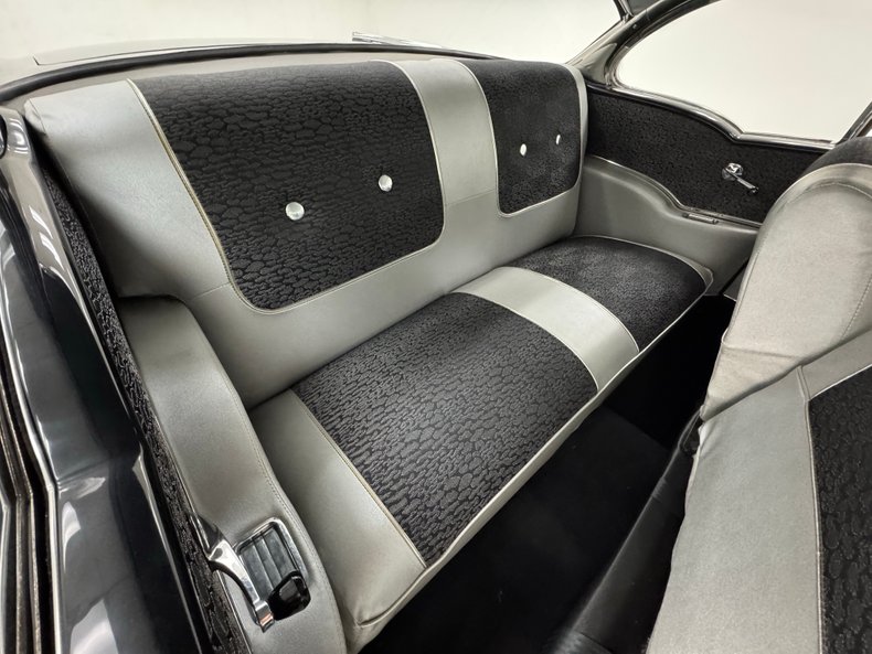 Unknown-Bel-air-1957-Onyx-Black-Silver-24