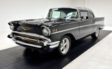 Unknown-Bel-air-1957-Onyx-Black-Silver-44