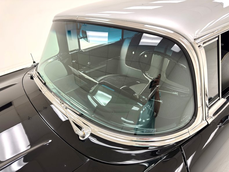 Unknown-Bel-air-1957-Onyx-Black-Silver-7