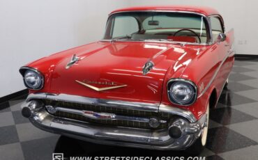 Unknown-Bel-air-1957-Red-Red-ampamp-White-20