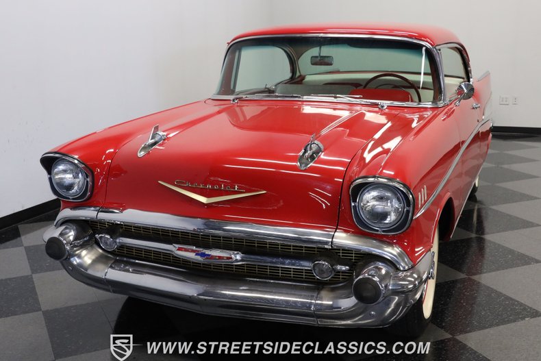 Unknown-Bel-air-1957-Red-Red-ampamp-White-20