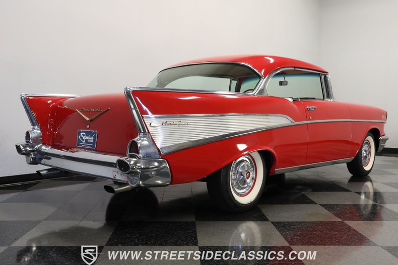 Unknown-Bel-air-1957-Red-Red-ampamp-White-27