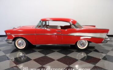 Unknown-Bel-air-1957-Red-Red-ampamp-White