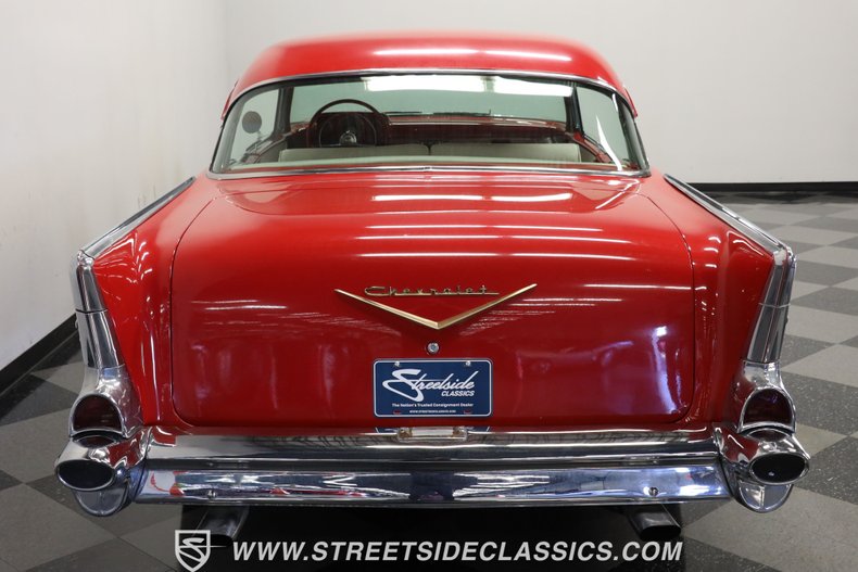 Unknown-Bel-air-1957-Red-Red-ampamp-White-46