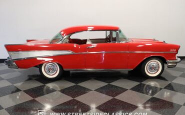 Unknown-Bel-air-1957-Red-Red-ampamp-White-47