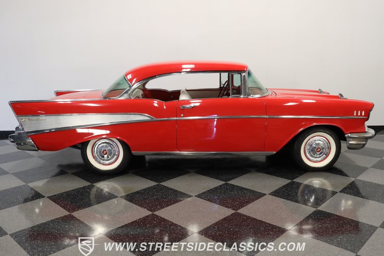 Unknown-Bel-air-1957-Red-Red-ampamp-White-47