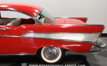 Unknown-Bel-air-1957-Red-Red-ampamp-White-48