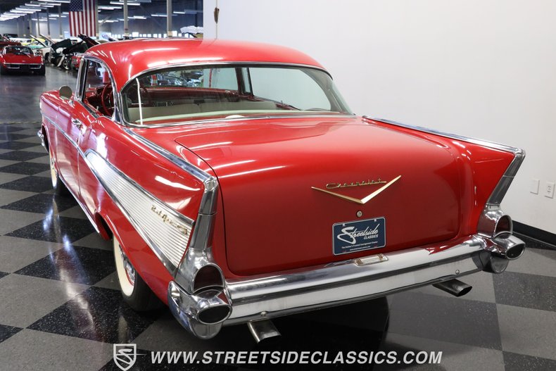 Unknown-Bel-air-1957-Red-Red-ampamp-White-5
