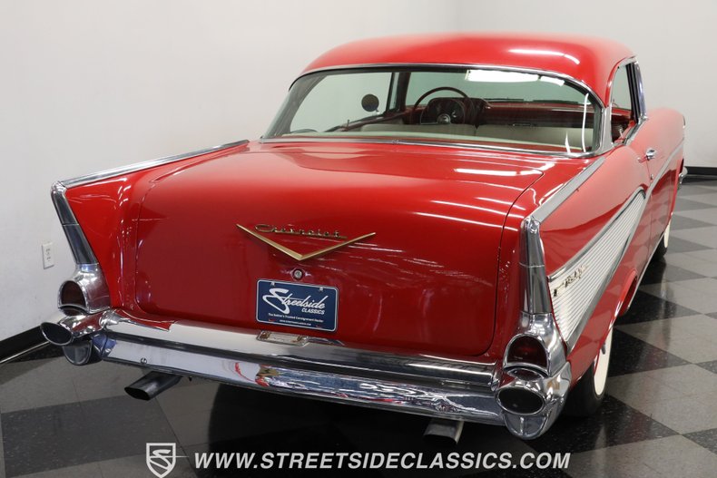 Unknown-Bel-air-1957-Red-Red-ampamp-White-6