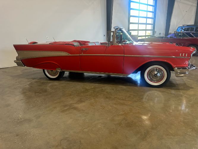 Unknown-Bel-air-1957-Red-Red-vinyl-32