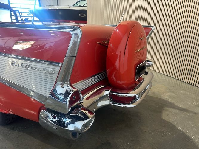 Unknown-Bel-air-1957-Red-Red-vinyl