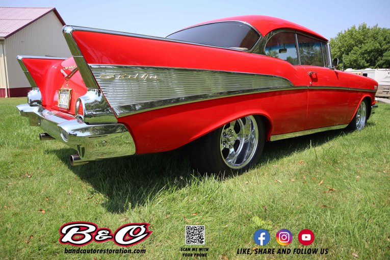 Unknown-Bel-air-1957-Red-Tan-1