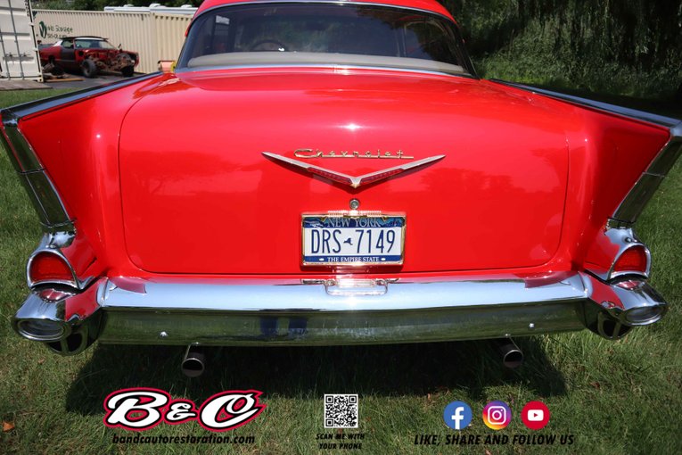 Unknown-Bel-air-1957-Red-Tan-7
