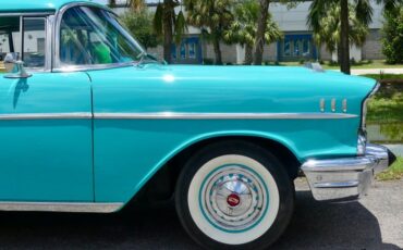 Unknown-Bel-air-1957-Turquoise-White-12