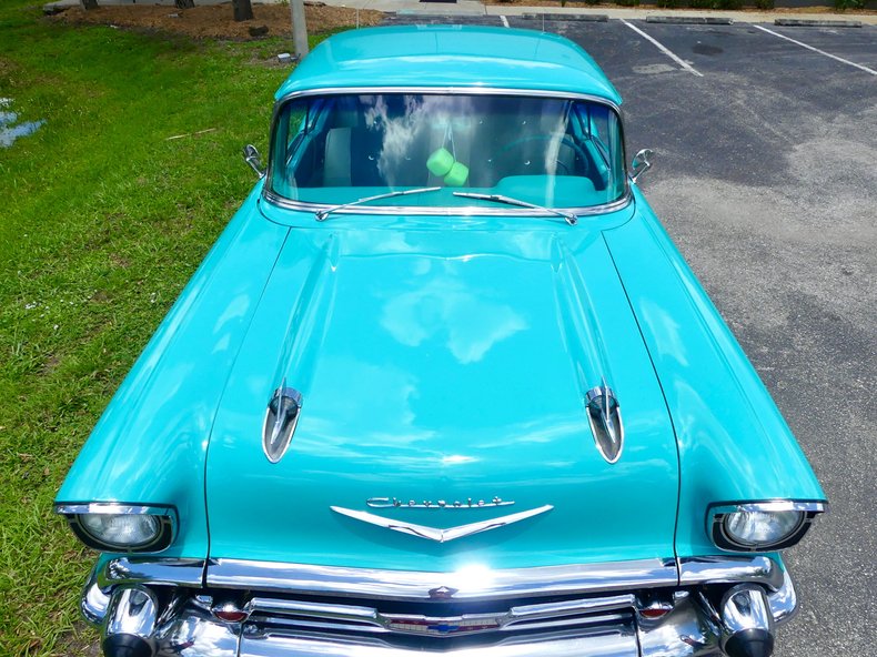 Unknown-Bel-air-1957-Turquoise-White-13