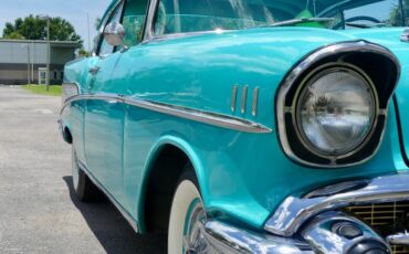 Unknown-Bel-air-1957-Turquoise-White-16