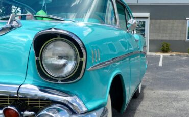 Unknown-Bel-air-1957-Turquoise-White-2