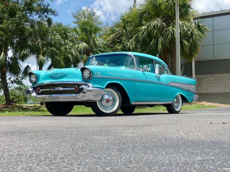 Unknown-Bel-air-1957-Turquoise-White-20