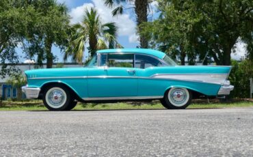 Unknown-Bel-air-1957-Turquoise-White-23