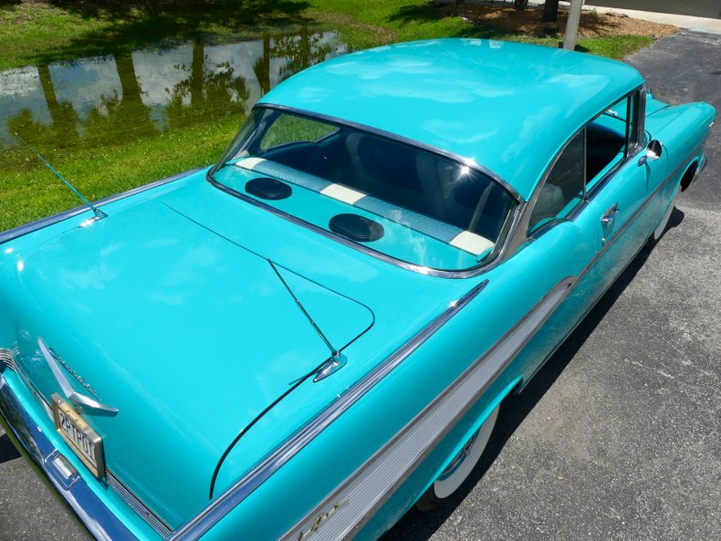 Unknown-Bel-air-1957-Turquoise-White-24