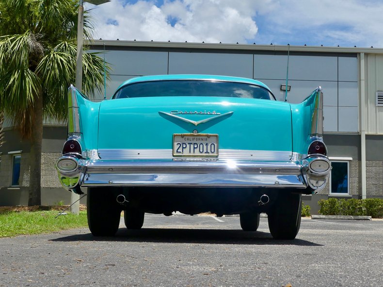 Unknown-Bel-air-1957-Turquoise-White-30