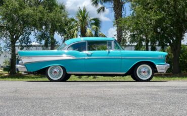 Unknown-Bel-air-1957-Turquoise-White-35