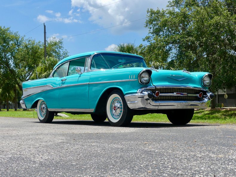 Unknown-Bel-air-1957-Turquoise-White-38
