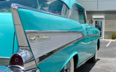 Unknown-Bel-air-1957-Turquoise-White-4