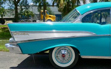Unknown-Bel-air-1957-Turquoise-White-6