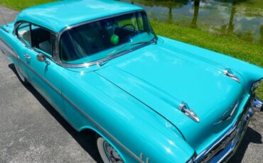 Unknown-Bel-air-1957-Turquoise-White-7