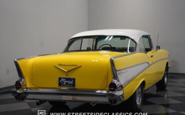 Unknown-Bel-air-1957-Yellow-Black-14