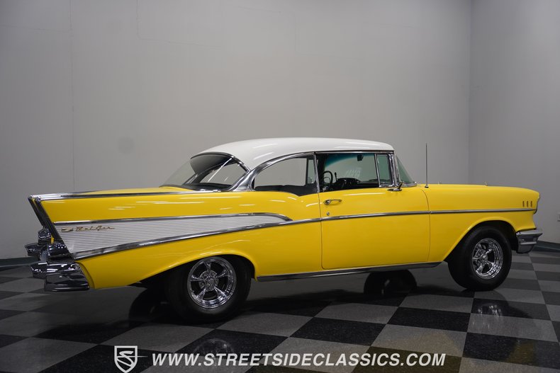 Unknown-Bel-air-1957-Yellow-Black-16