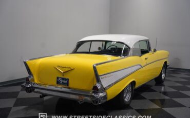Unknown-Bel-air-1957-Yellow-Black-25