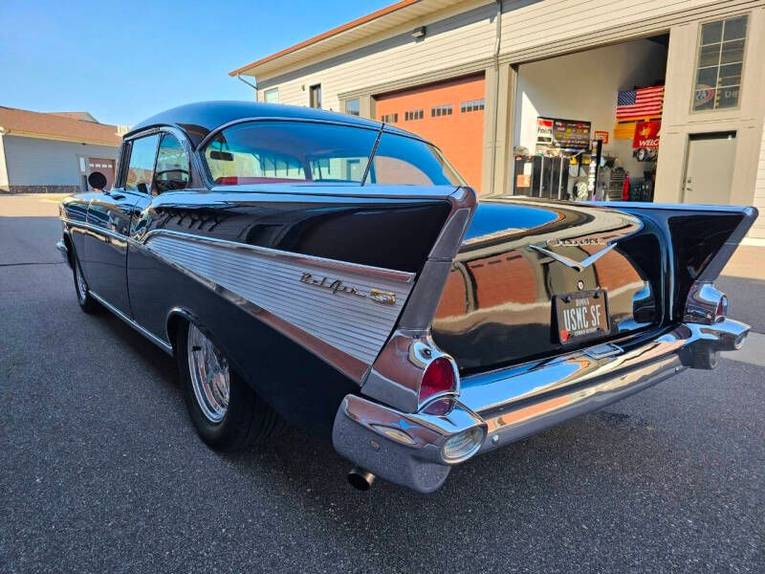 Unknown-Bel-air-1957-black-red-1