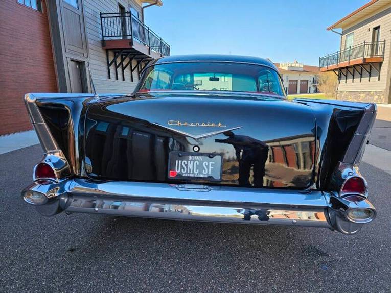 Unknown-Bel-air-1957-black-red-11