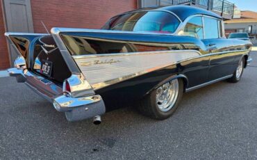 Unknown-Bel-air-1957-black-red-12