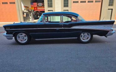Unknown-Bel-air-1957-black-red-13