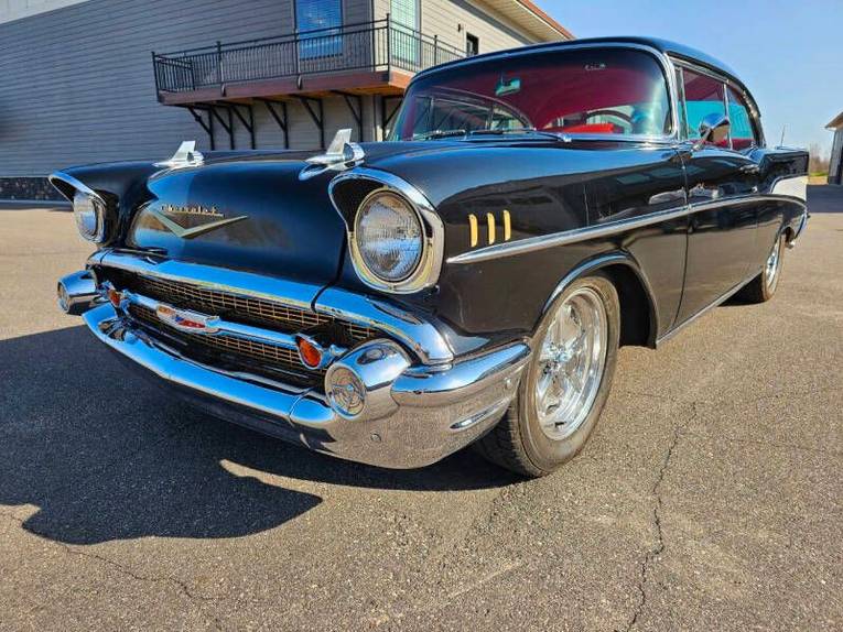 Unknown-Bel-air-1957-black-red-32