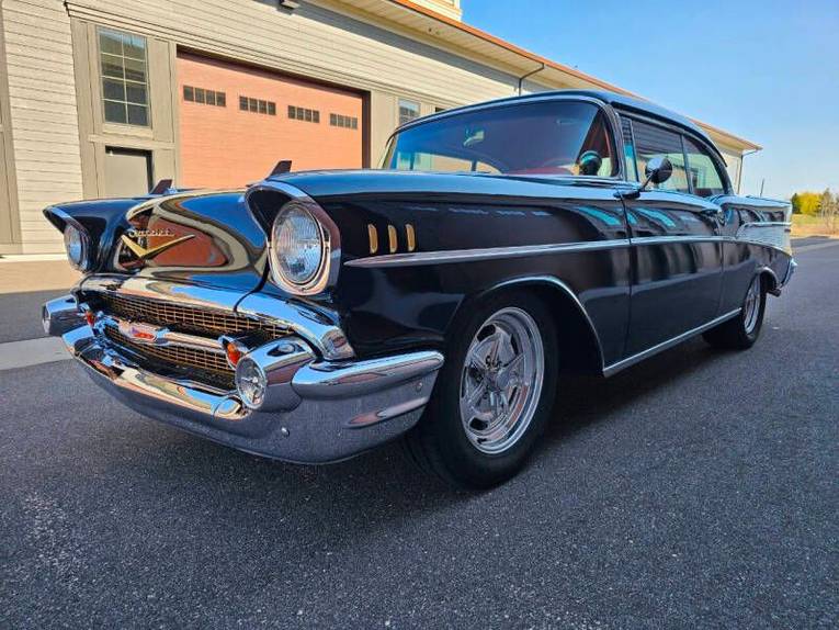 Unknown-Bel-air-1957-black-red-4