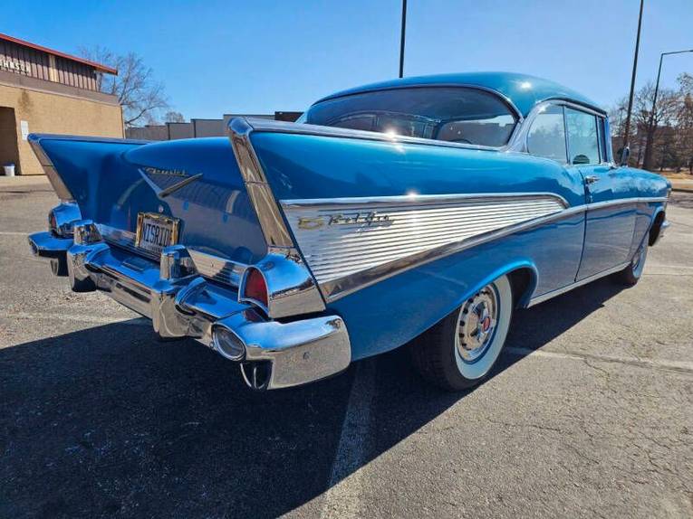 Unknown-Bel-air-1957-blue-blue-10