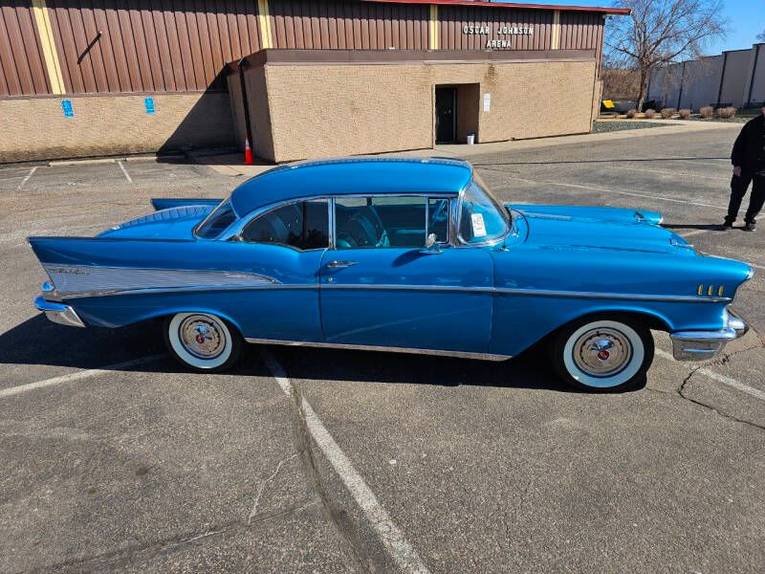 Unknown-Bel-air-1957-blue-blue-14